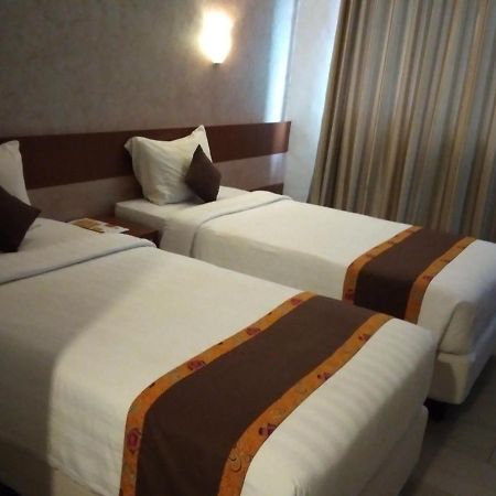 Xtra Hotel Bengkulu Extérieur photo