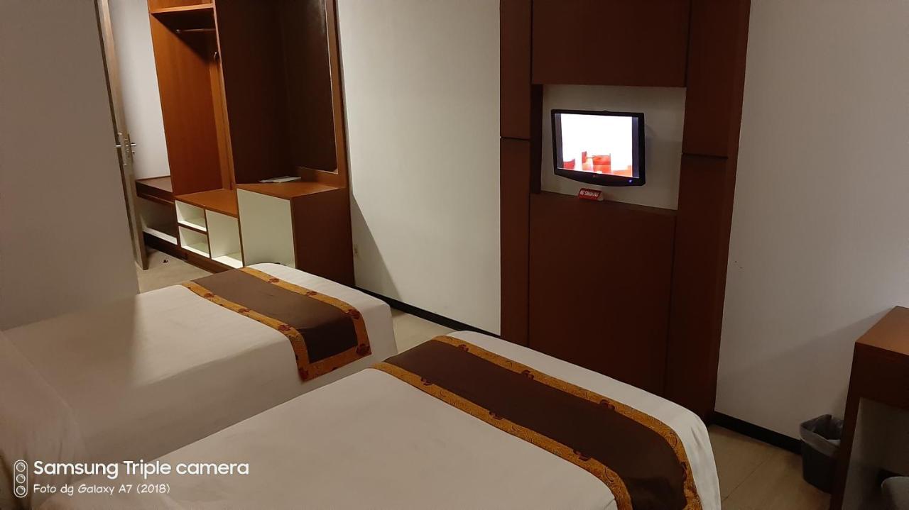 Xtra Hotel Bengkulu Extérieur photo