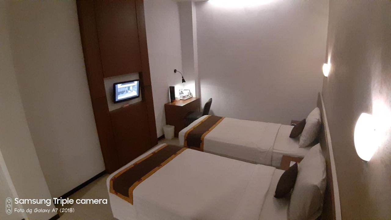 Xtra Hotel Bengkulu Extérieur photo