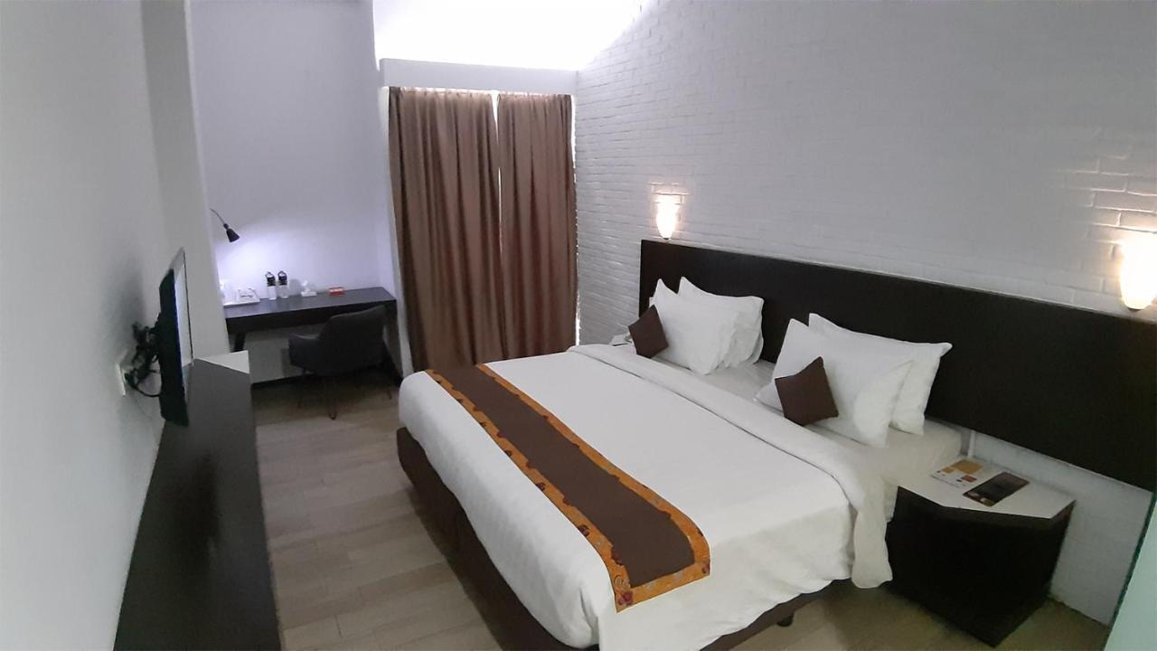 Xtra Hotel Bengkulu Extérieur photo