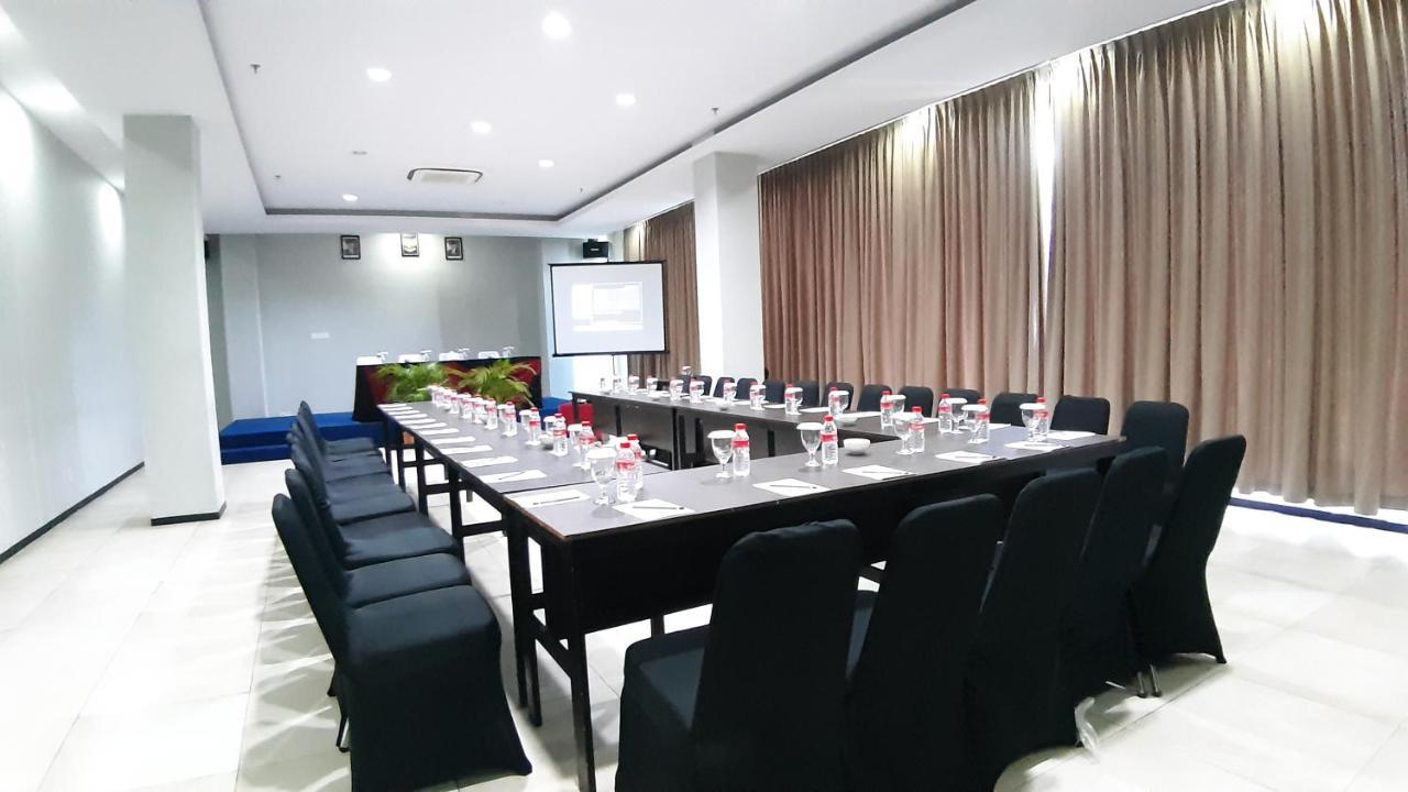 Xtra Hotel Bengkulu Extérieur photo