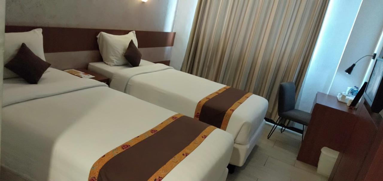 Xtra Hotel Bengkulu Extérieur photo