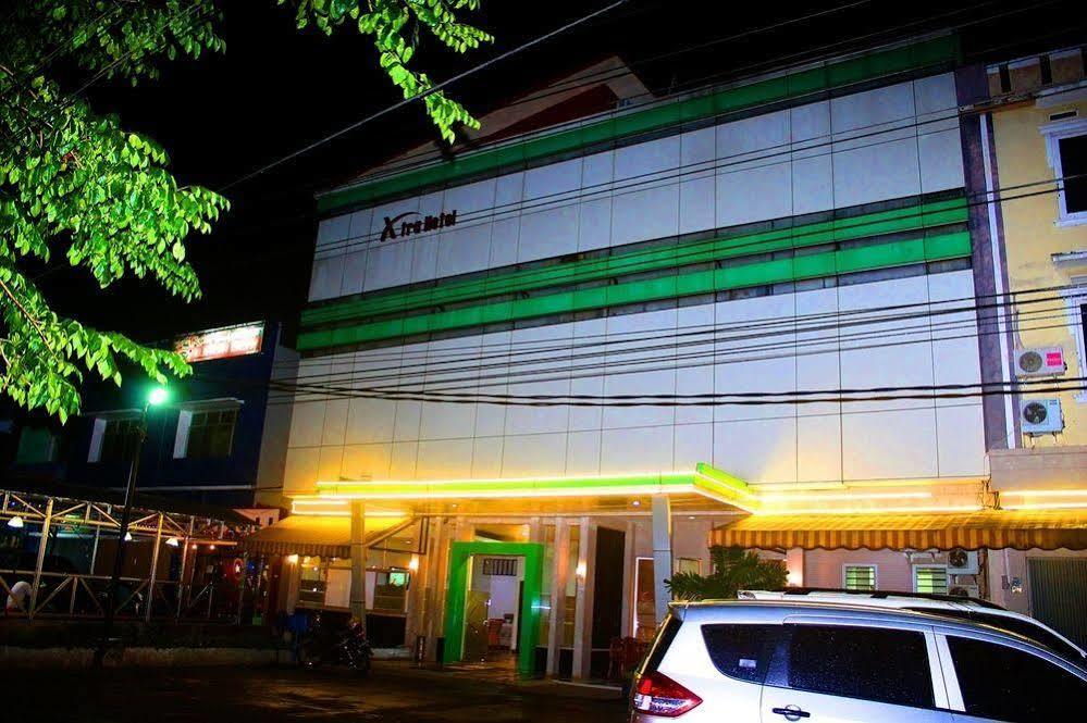 Xtra Hotel Bengkulu Extérieur photo