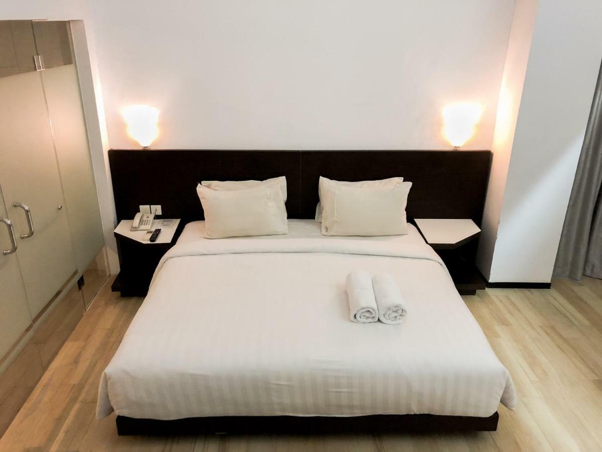 Xtra Hotel Bengkulu Extérieur photo